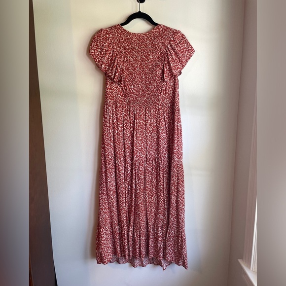 Old Navy Dresses & Skirts - Old Navy Floral Maxi Dress